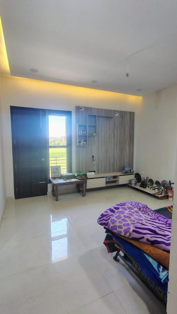 Duplex Villa in White City